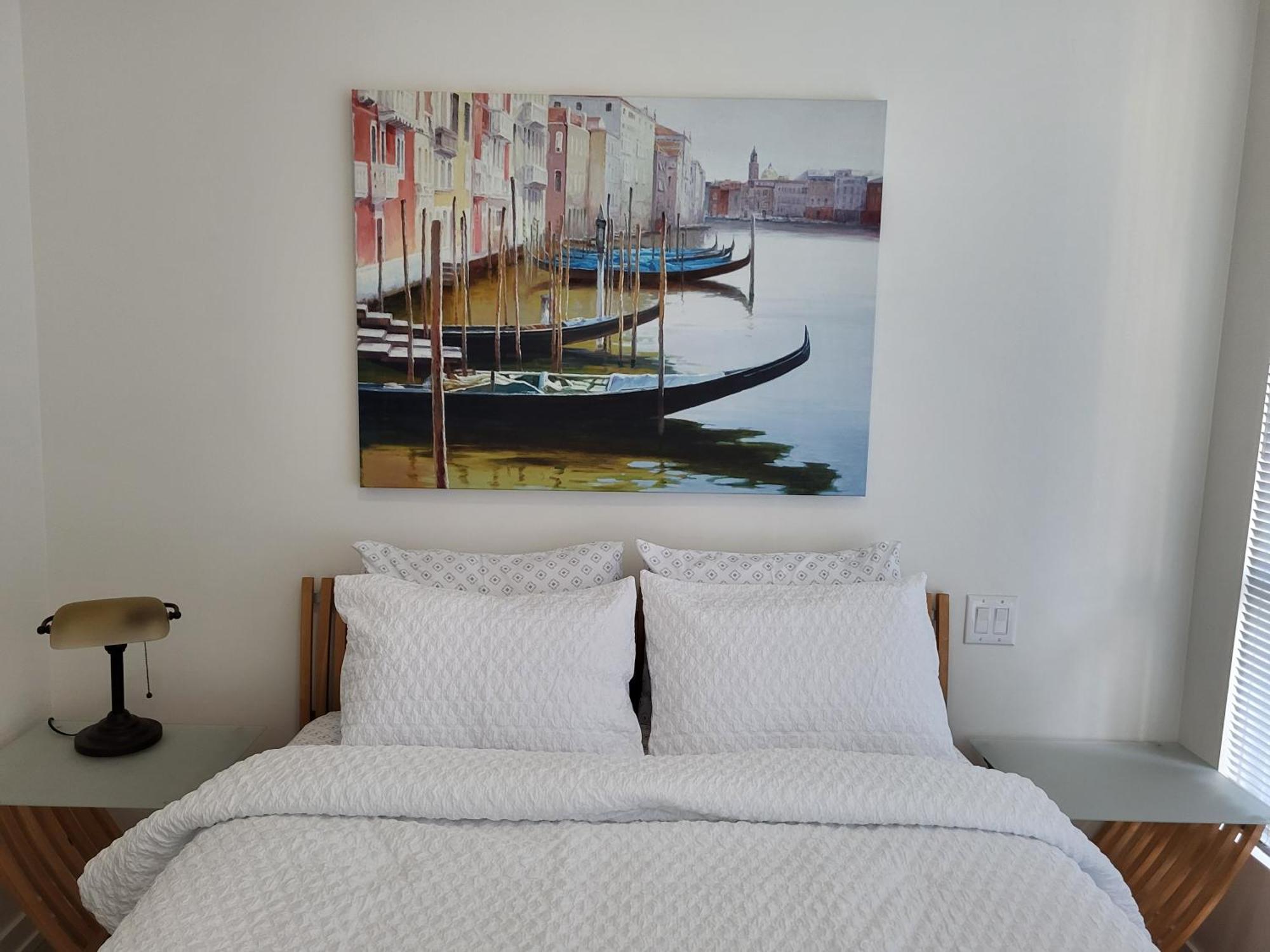 Your Perfect Escape - Modern Landmark Condo In Downtown Calgary - Free Parking- Premium Location Exteriér fotografie